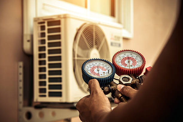Professional Hvac technician working in Scandia, MN